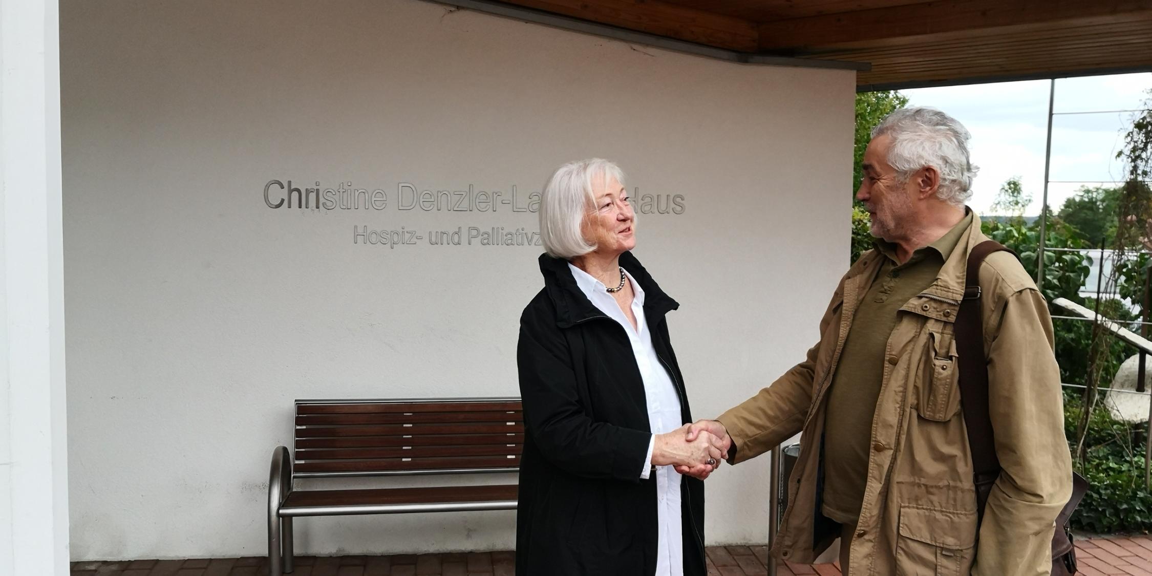 Frau Scharrer und Michael Maisch (Hospizverein)