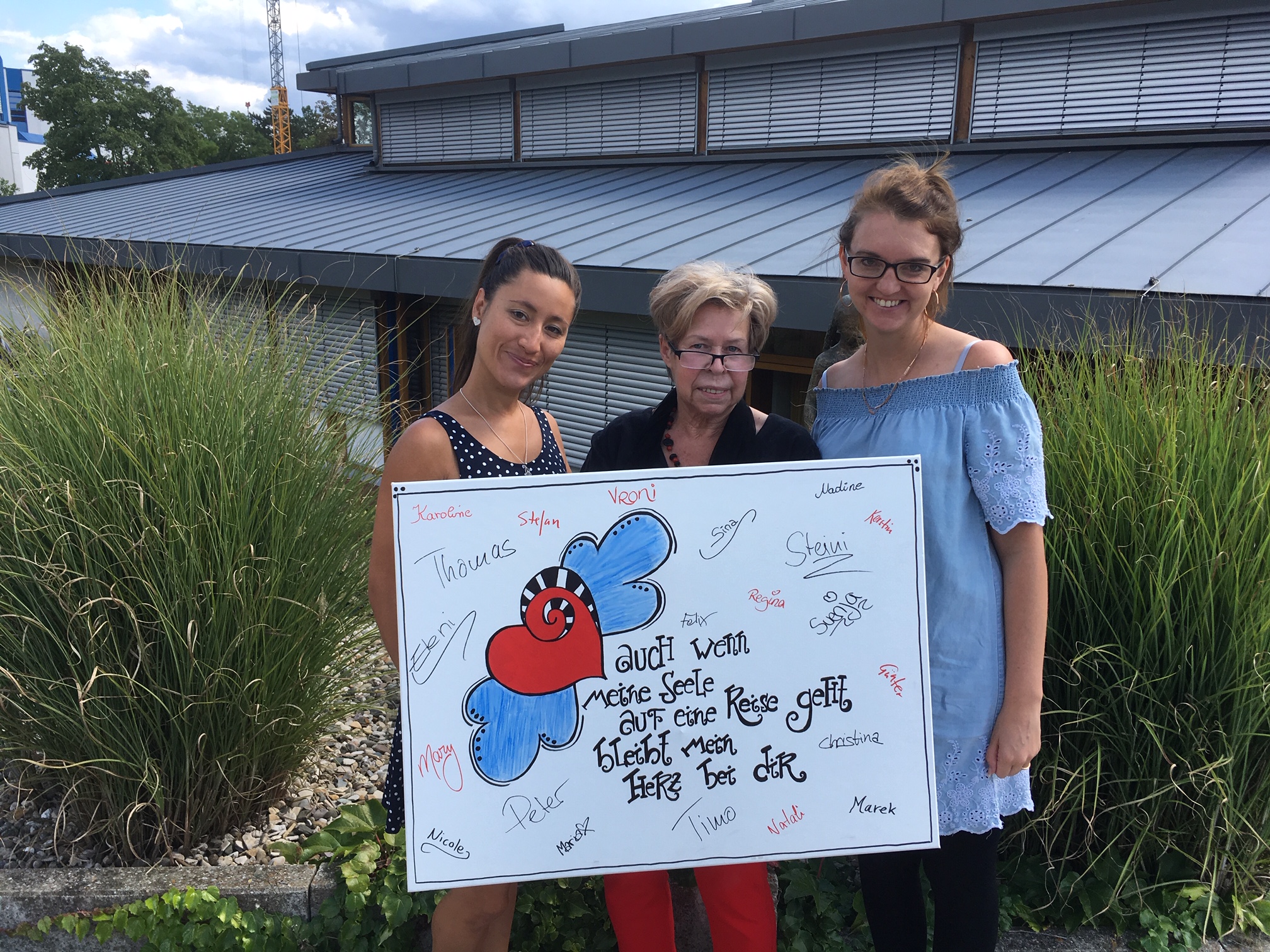 Veronica Losansky (Stehverkert), Monika Schauer (Hospizverein) und Regina Beck (Stehverkert)